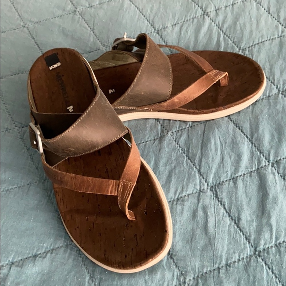 Merrill sandals